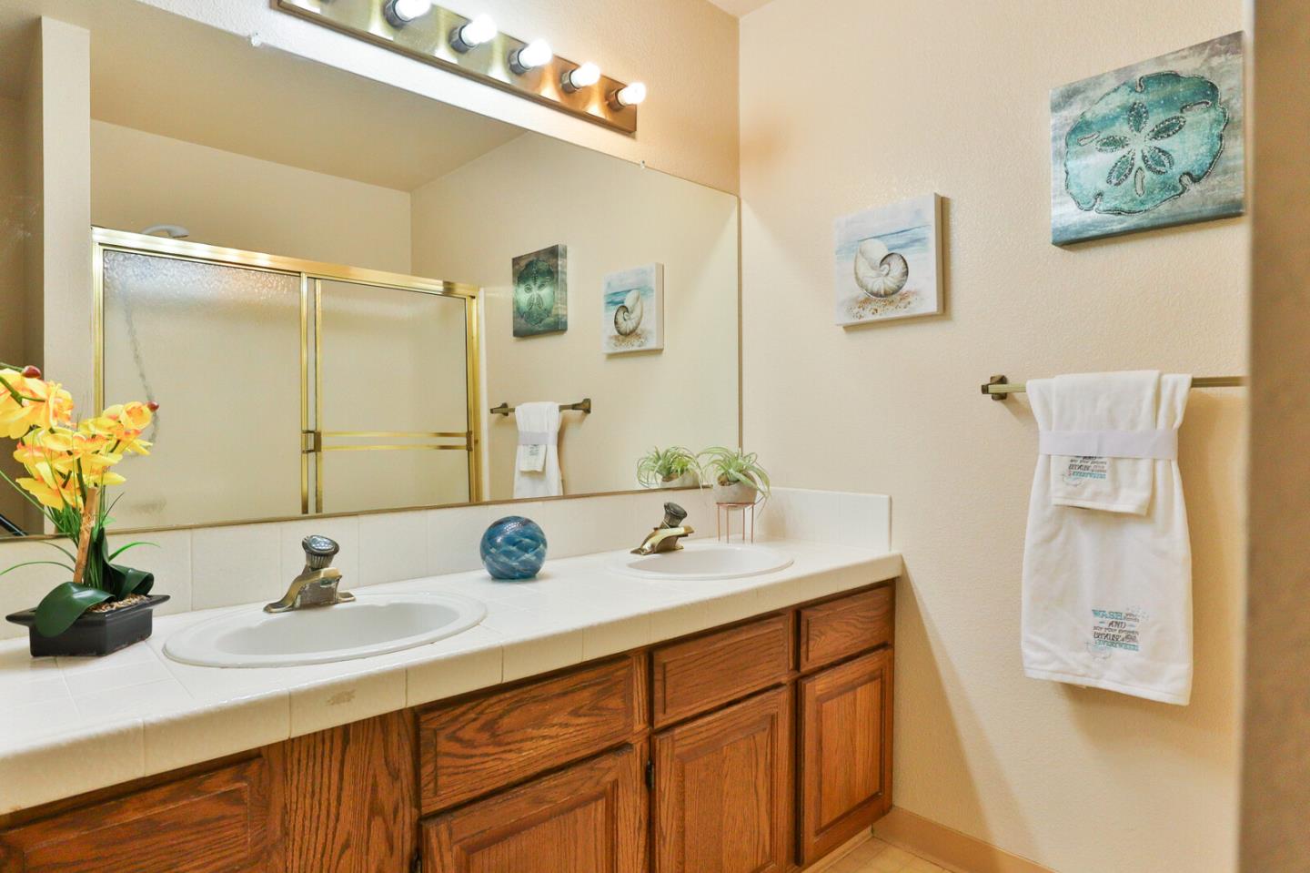 Detail Gallery Image 38 of 52 For 8760 Rancho Hills Dr, Gilroy,  CA 95020 - 4 Beds | 3 Baths