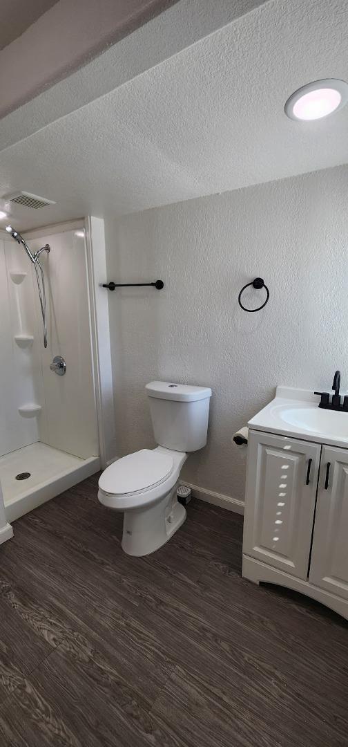 Detail Gallery Image 9 of 10 For 3499 E Bayshore Rd #86,  Redwood City,  CA 94063 - 2 Beds | 2 Baths