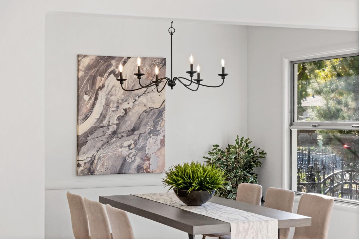 Detail Gallery Image 20 of 61 For 1064 15th Ave, Redwood City,  CA 94063 - 5 Beds | 3 Baths