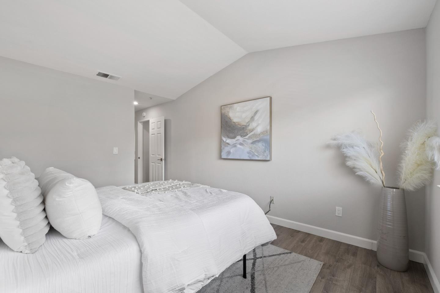 Detail Gallery Image 22 of 51 For 1875 Sheri Ann Cir, San Jose,  CA 95131 - 2 Beds | 2 Baths