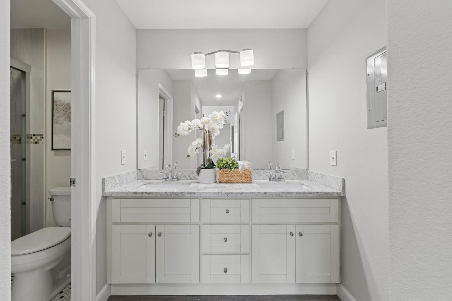 Detail Gallery Image 28 of 51 For 1875 Sheri Ann Cir, San Jose,  CA 95131 - 2 Beds | 2 Baths