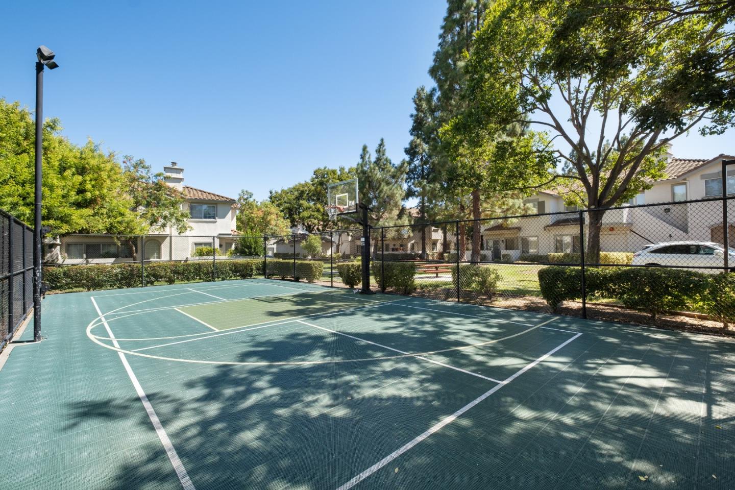 Detail Gallery Image 43 of 51 For 1875 Sheri Ann Cir, San Jose,  CA 95131 - 2 Beds | 2 Baths