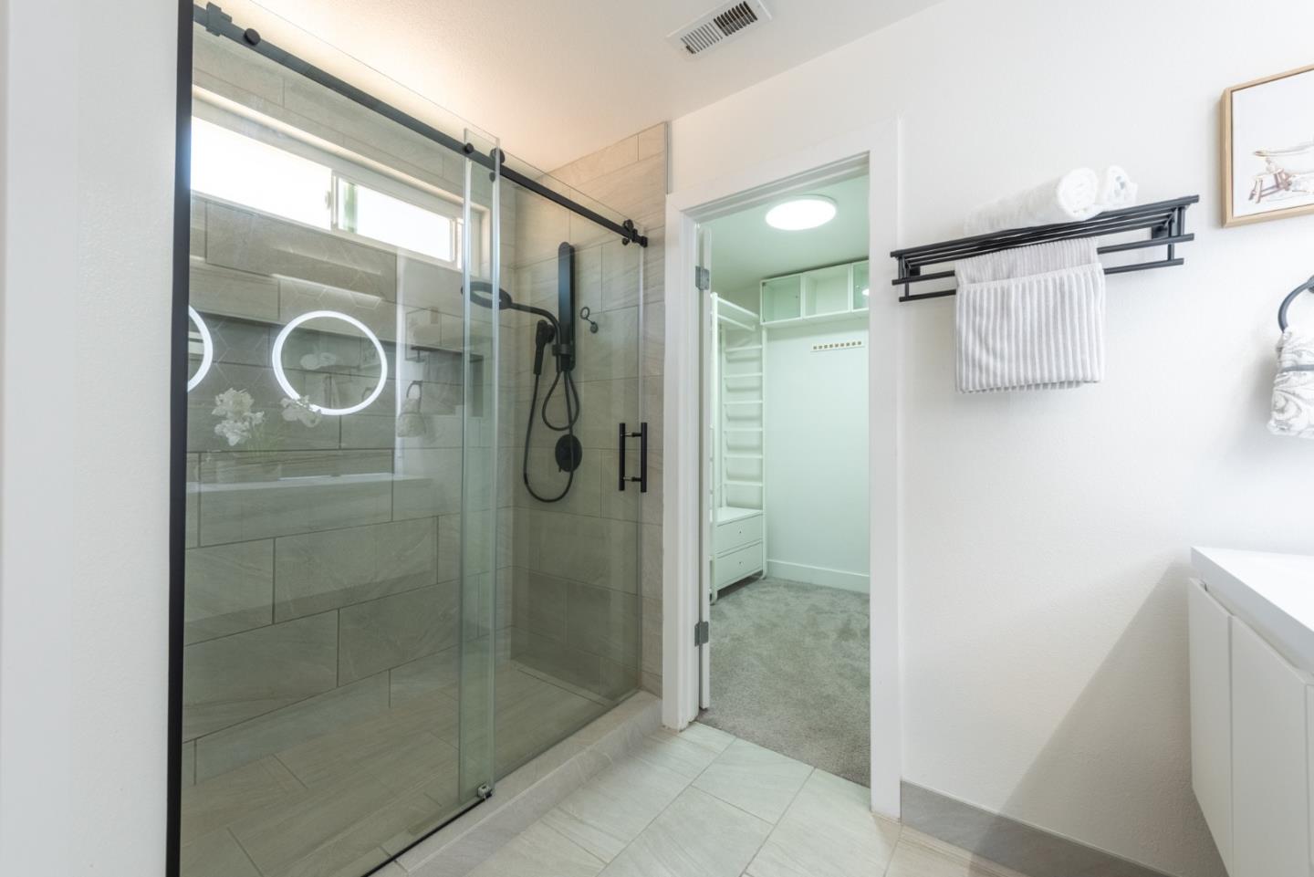 Detail Gallery Image 17 of 30 For 1428 Firestone Loop, San Jose,  CA 95116 - 4 Beds | 2/1 Baths