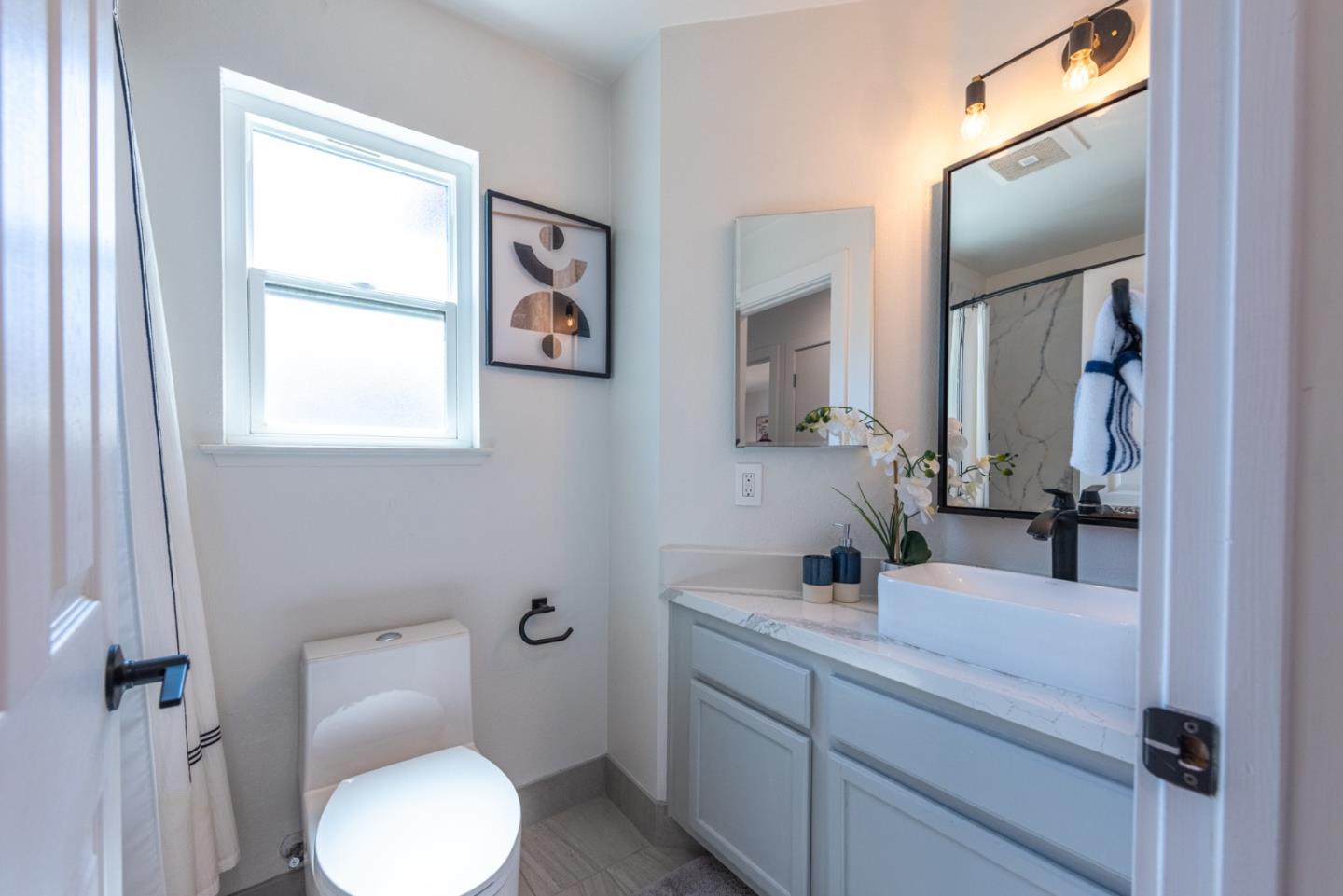 Detail Gallery Image 26 of 30 For 1428 Firestone Loop, San Jose,  CA 95116 - 4 Beds | 2/1 Baths