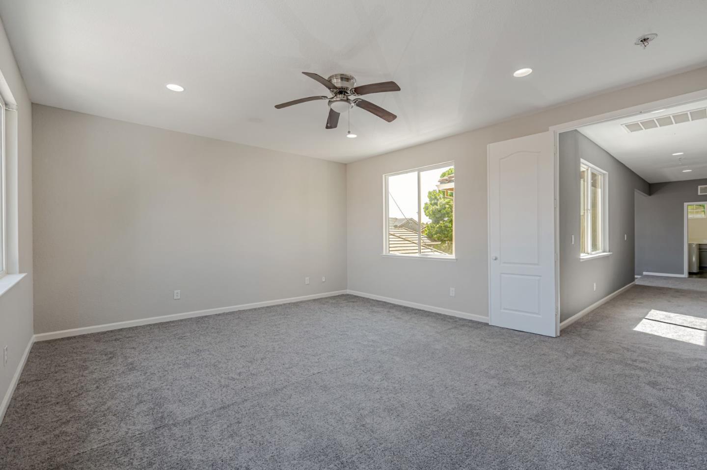 Detail Gallery Image 19 of 45 For 5323 Gold Creek Cir, Discovery Bay,  CA 94505 - 5 Beds | 3 Baths