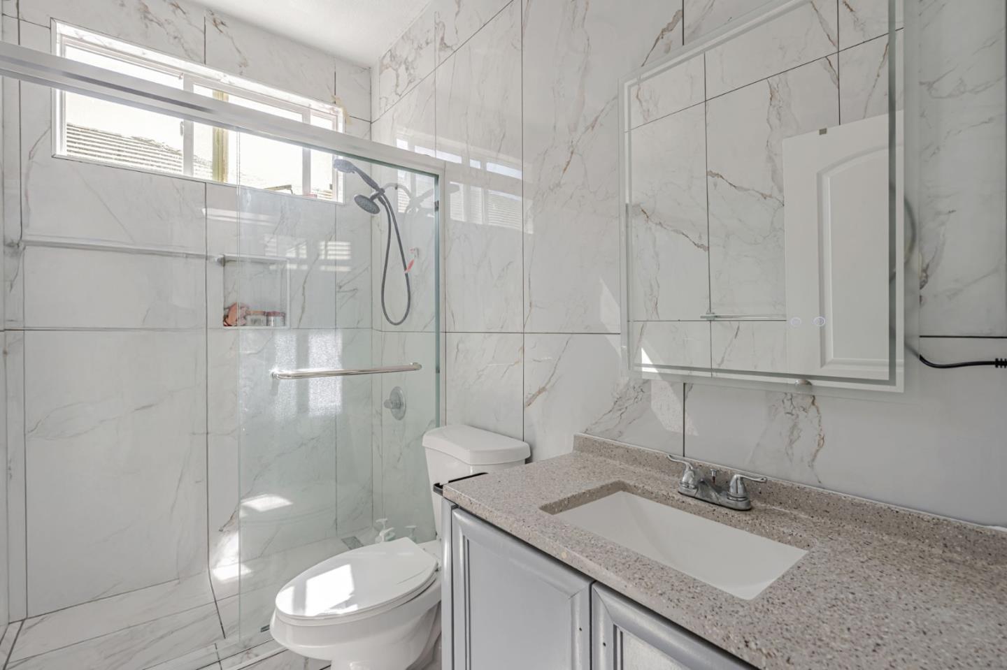 Detail Gallery Image 28 of 45 For 5323 Gold Creek Cir, Discovery Bay,  CA 94505 - 5 Beds | 3 Baths