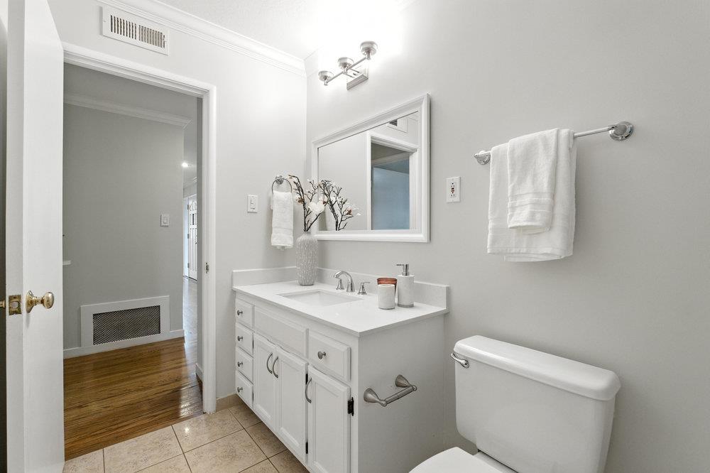 Detail Gallery Image 31 of 52 For 1884 Randall Rd, San Mateo,  CA 94402 - 3 Beds | 2 Baths