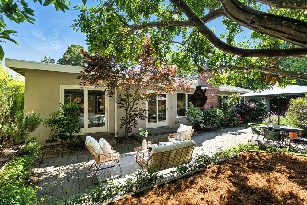Detail Gallery Image 38 of 52 For 1884 Randall Rd, San Mateo,  CA 94402 - 3 Beds | 2 Baths