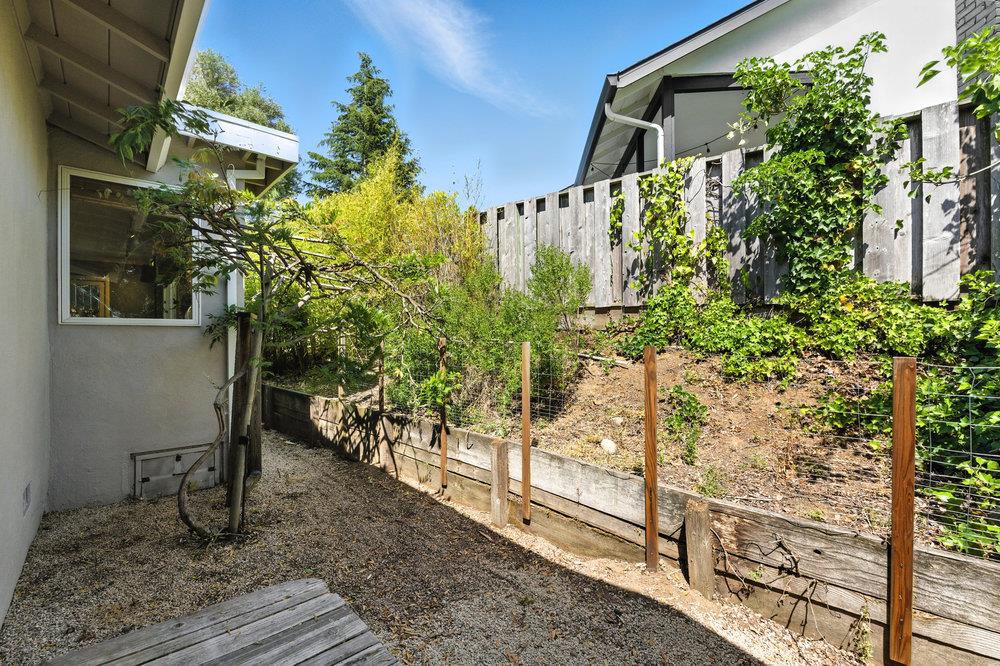 Detail Gallery Image 44 of 52 For 1884 Randall Rd, San Mateo,  CA 94402 - 3 Beds | 2 Baths