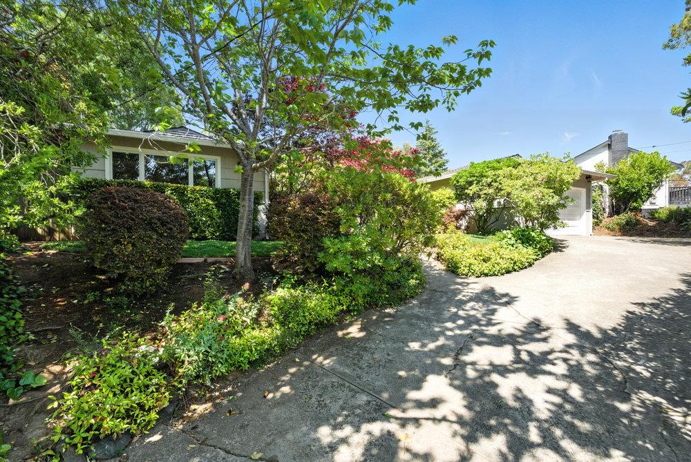 Detail Gallery Image 49 of 52 For 1884 Randall Rd, San Mateo,  CA 94402 - 3 Beds | 2 Baths