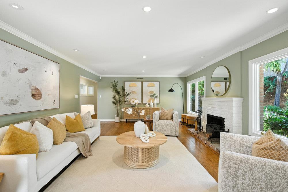 Detail Gallery Image 7 of 52 For 1884 Randall Rd, San Mateo,  CA 94402 - 3 Beds | 2 Baths