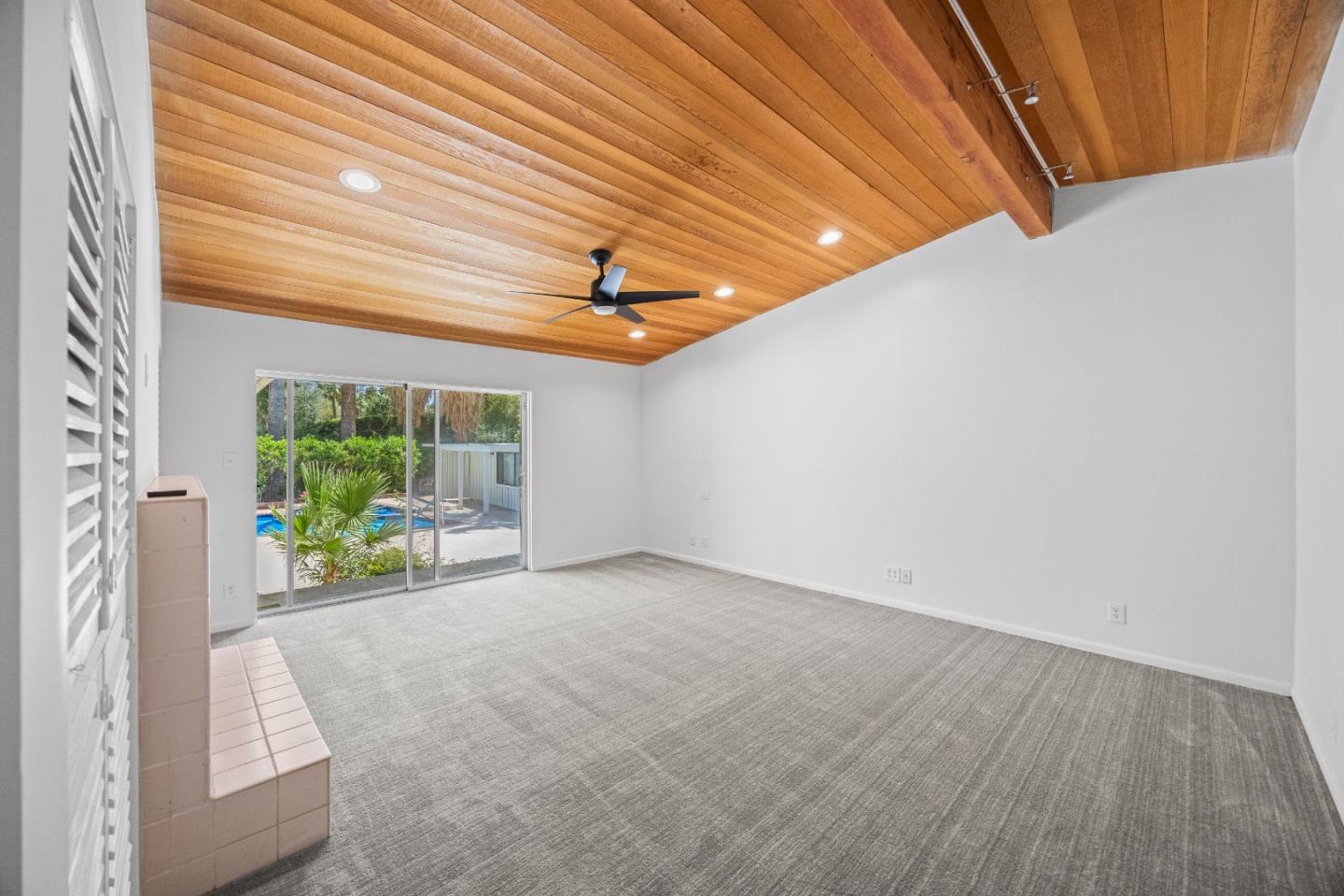 Detail Gallery Image 2 of 31 For 255 W Camino Buena Vis, Palm Springs,  CA 92264 - 3 Beds | 3 Baths