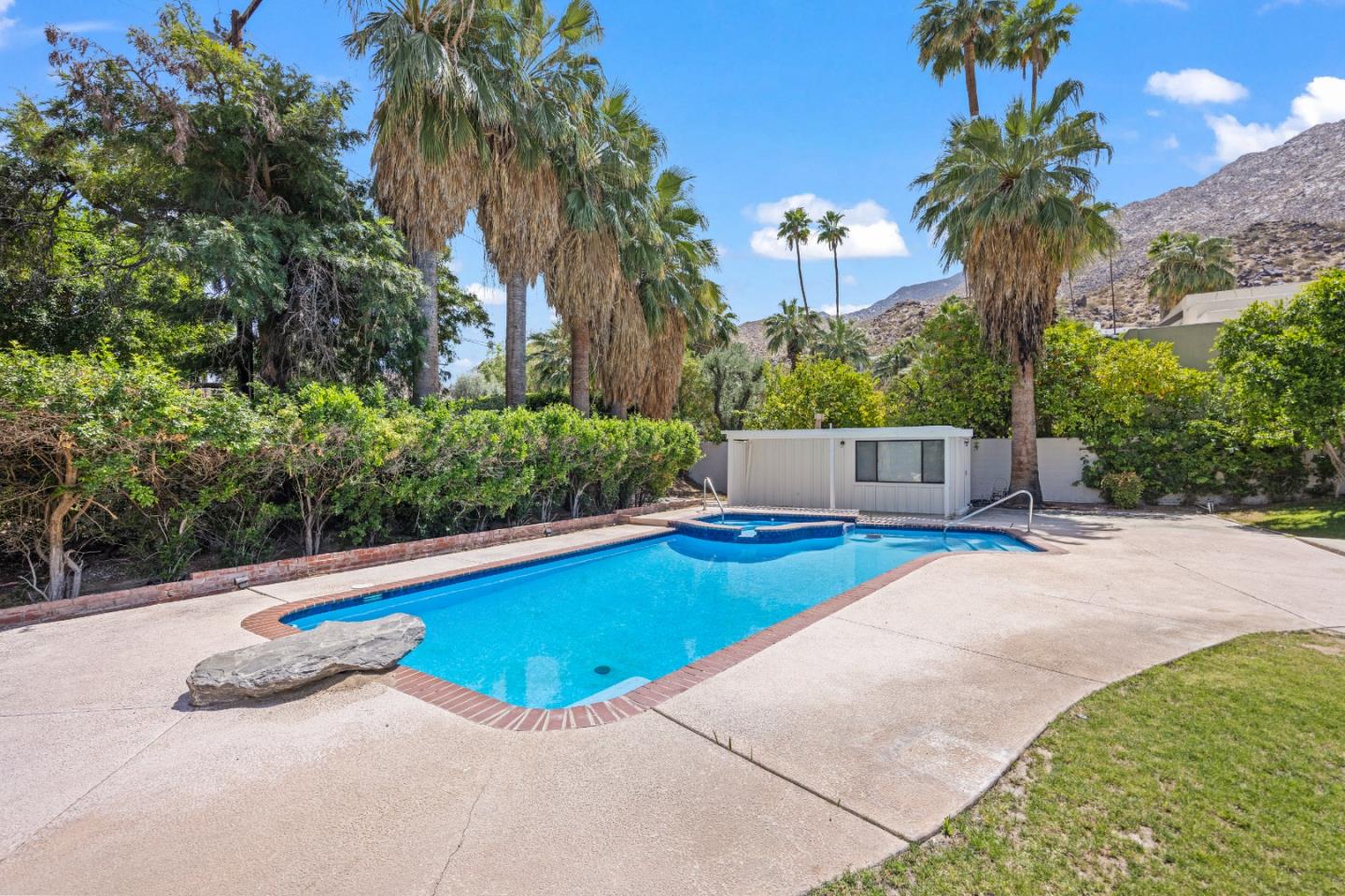 Detail Gallery Image 24 of 31 For 255 W Camino Buena Vis, Palm Springs,  CA 92264 - 3 Beds | 3 Baths