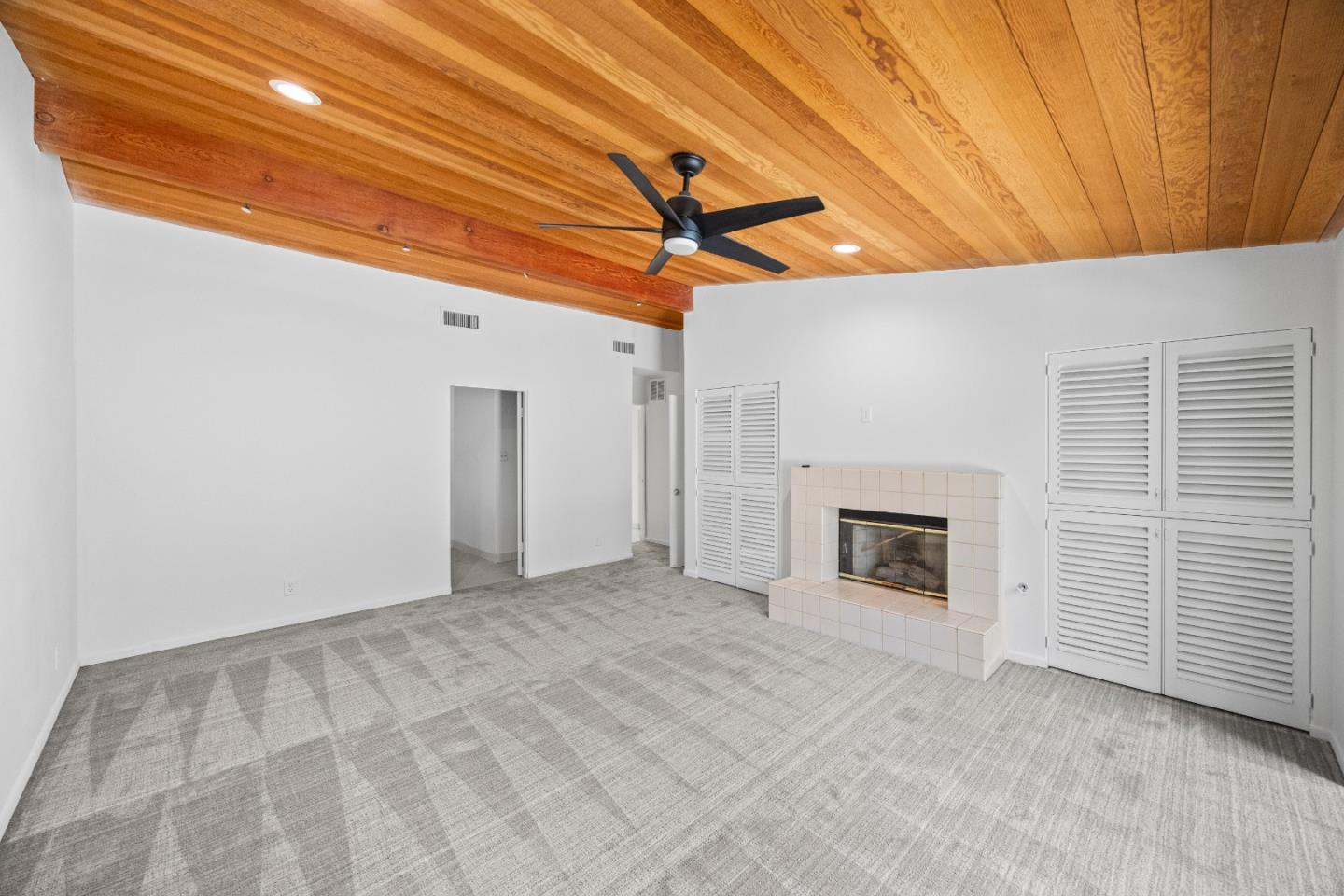 Detail Gallery Image 4 of 31 For 255 W Camino Buena Vis, Palm Springs,  CA 92264 - 3 Beds | 3 Baths
