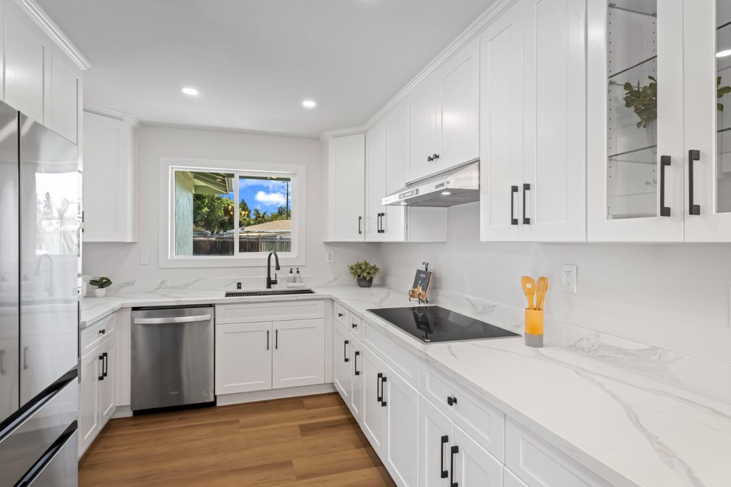 Detail Gallery Image 21 of 86 For 2733 Suisun Ave, San Jose,  CA 95121 - 4 Beds | 3 Baths