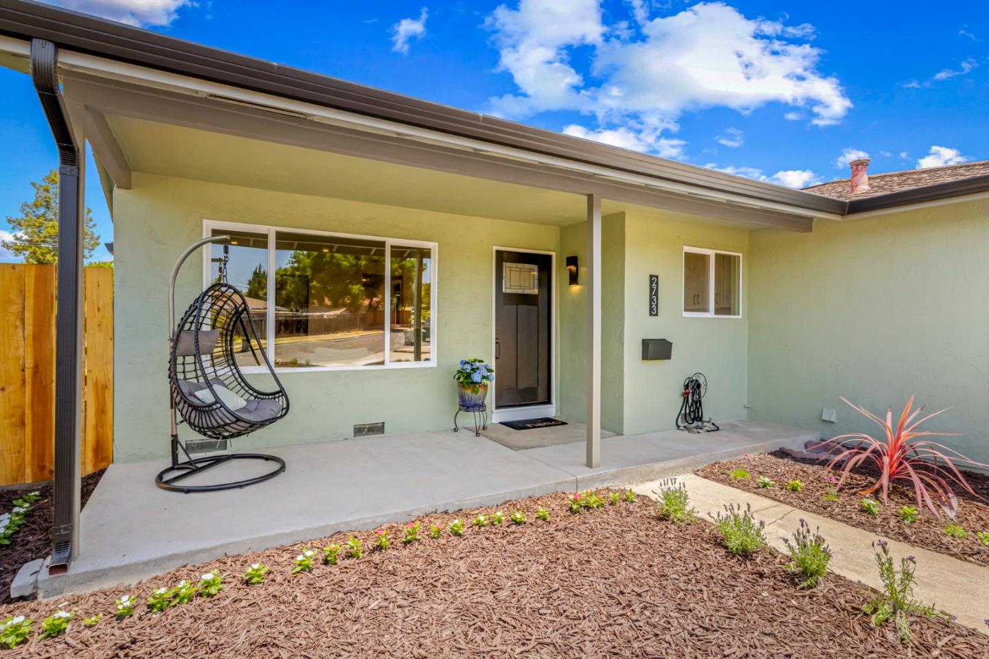 Detail Gallery Image 6 of 86 For 2733 Suisun Ave, San Jose,  CA 95121 - 4 Beds | 3 Baths