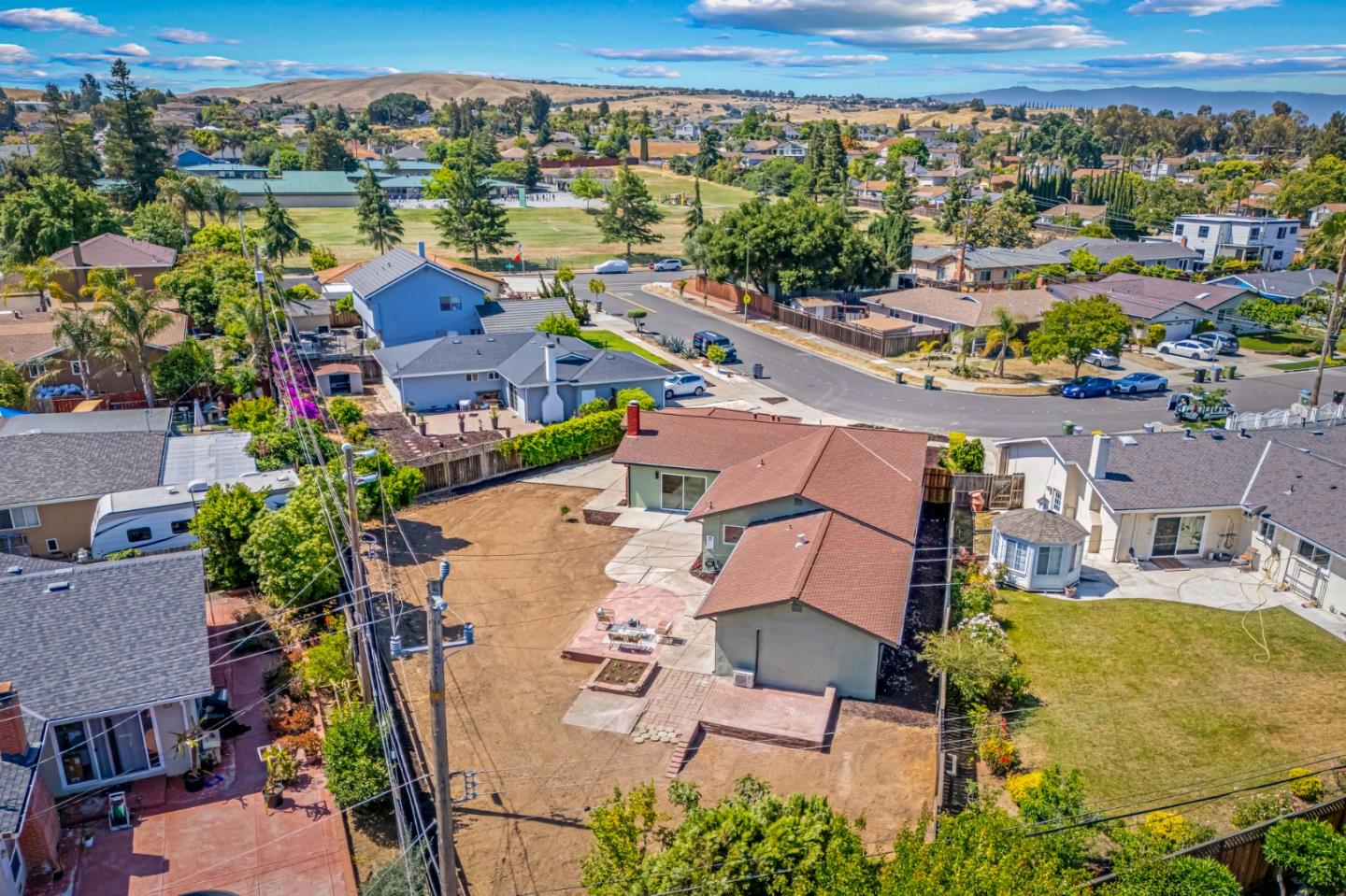 Detail Gallery Image 69 of 86 For 2733 Suisun Ave, San Jose,  CA 95121 - 4 Beds | 3 Baths