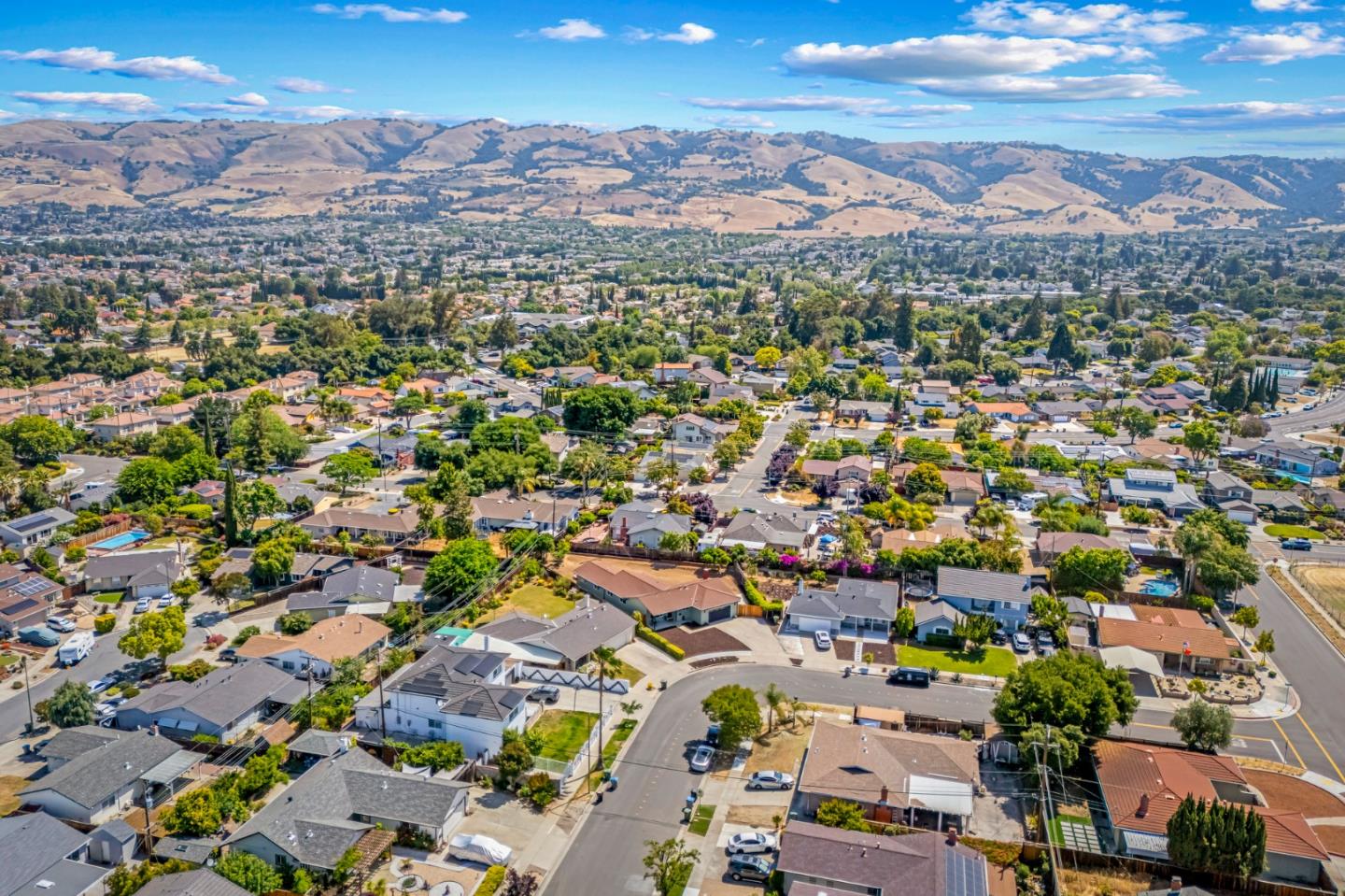 Detail Gallery Image 80 of 86 For 2733 Suisun Ave, San Jose,  CA 95121 - 4 Beds | 3 Baths