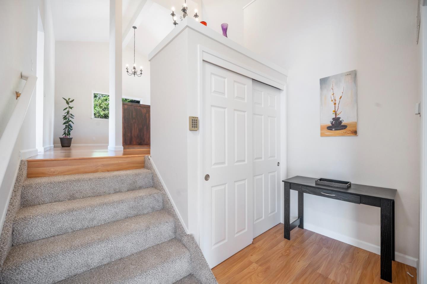 Detail Gallery Image 16 of 43 For 810 W Main Ave, Morgan Hill,  CA 95037 - 4 Beds | 2/1 Baths