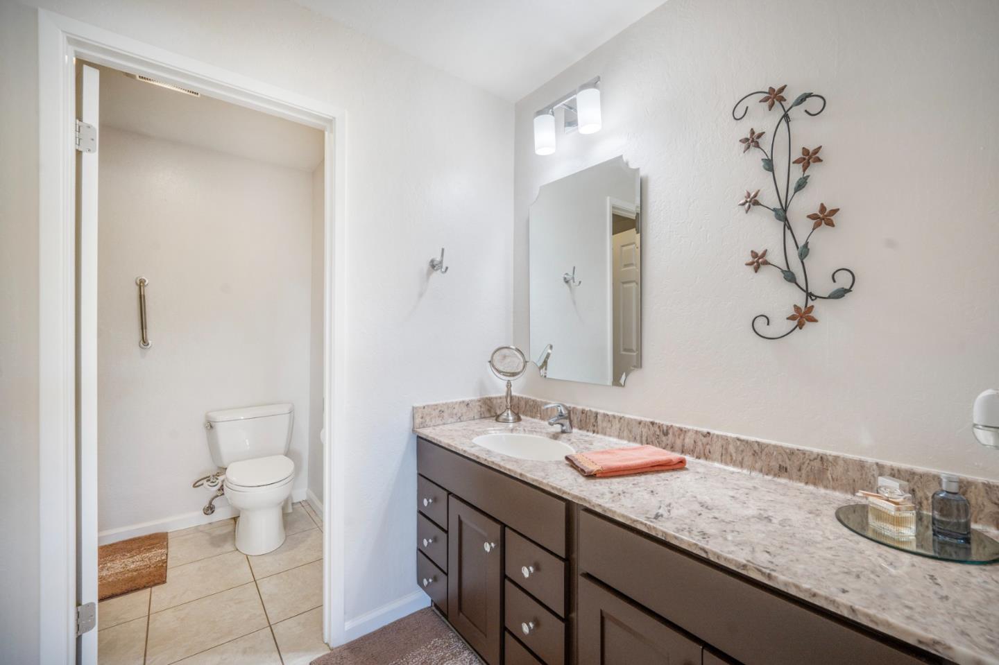 Detail Gallery Image 23 of 43 For 810 W Main Ave, Morgan Hill,  CA 95037 - 4 Beds | 2/1 Baths