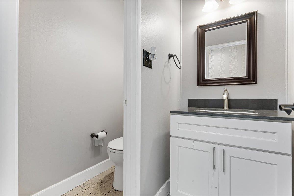 Detail Gallery Image 24 of 100 For 22325 Meekland Ave, Hayward,  CA 94541 - – Beds | – Baths