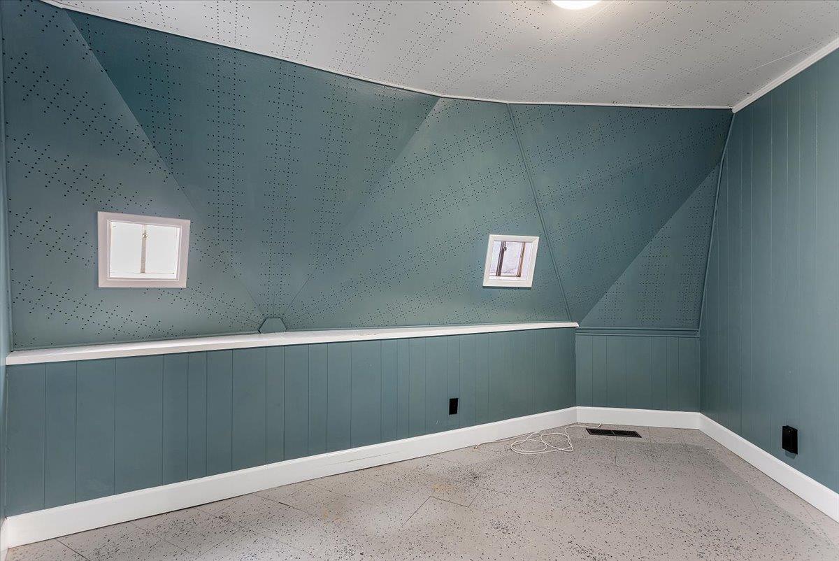 Detail Gallery Image 31 of 100 For 22325 Meekland Ave, Hayward,  CA 94541 - – Beds | – Baths