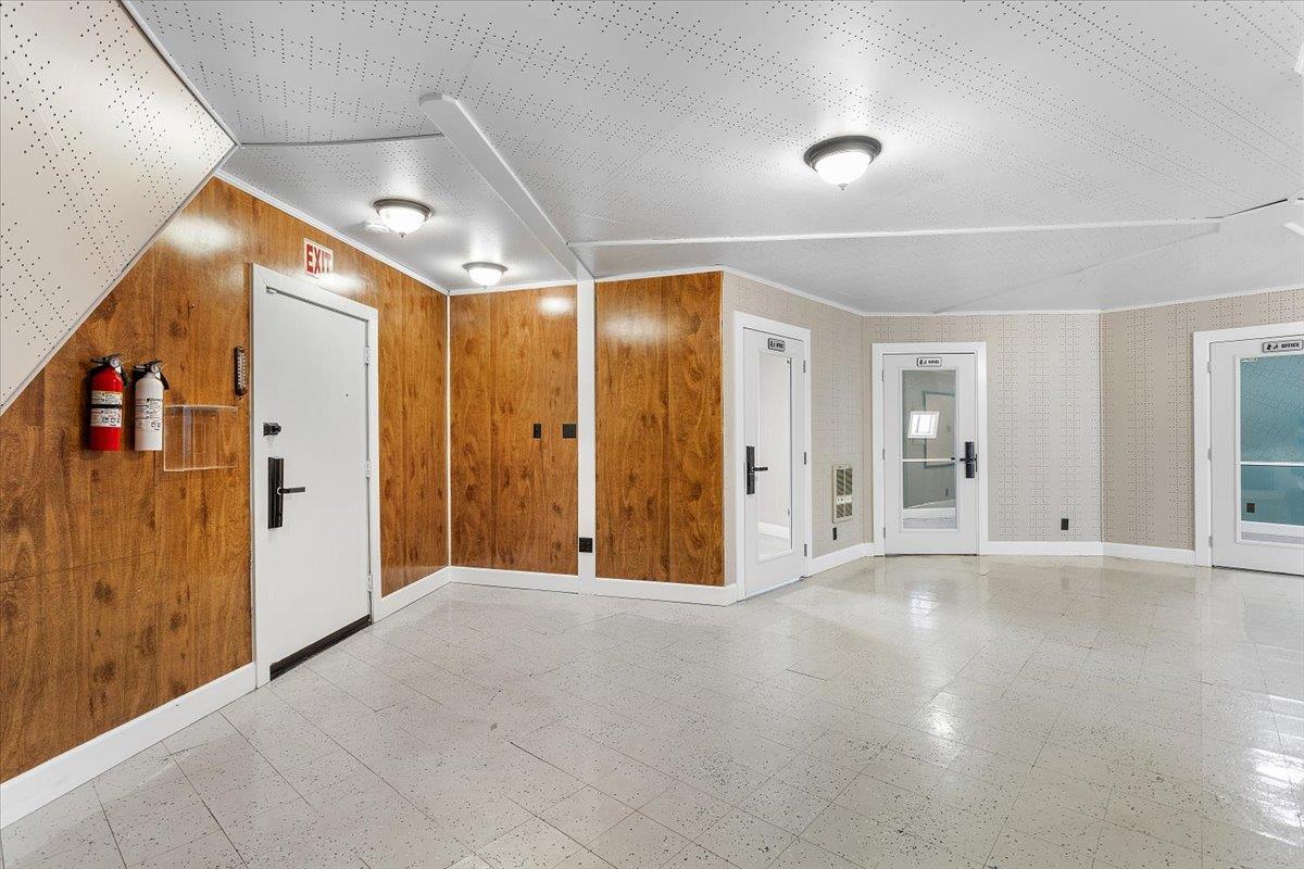 Detail Gallery Image 36 of 100 For 22325 Meekland Ave, Hayward,  CA 94541 - – Beds | – Baths