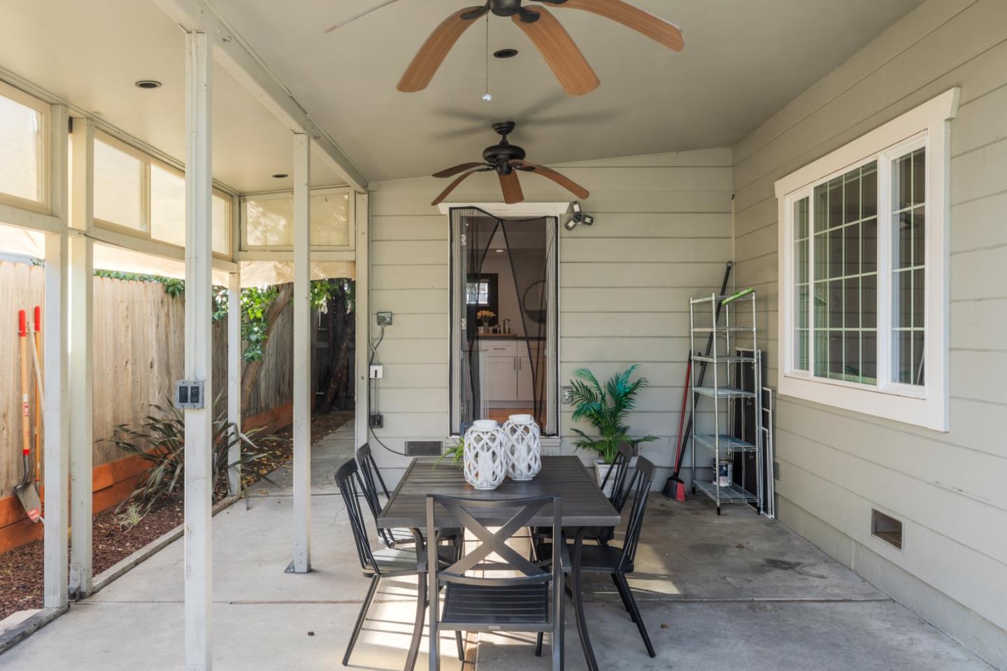 Detail Gallery Image 26 of 37 For 710 5th Ave, Redwood City,  CA 94063 - 2 Beds | 2 Baths