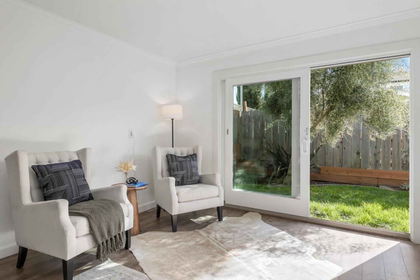 Detail Gallery Image 30 of 37 For 710 5th Ave, Redwood City,  CA 94063 - 2 Beds | 2 Baths