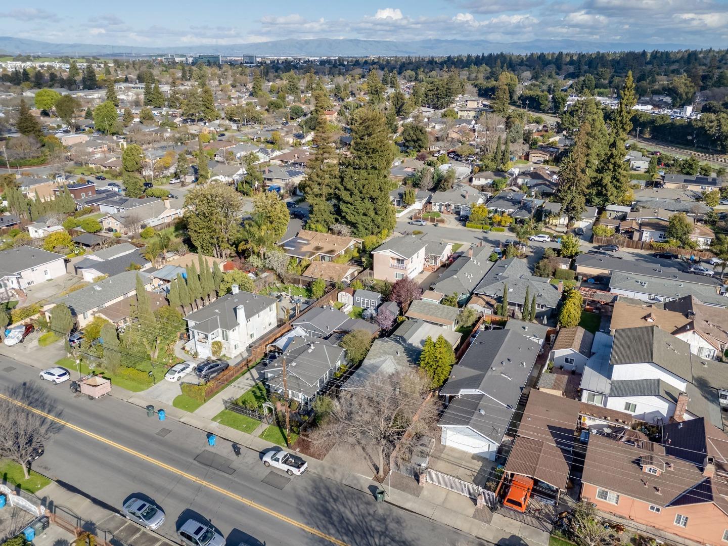 Detail Gallery Image 36 of 37 For 710 5th Ave, Redwood City,  CA 94063 - 2 Beds | 2 Baths