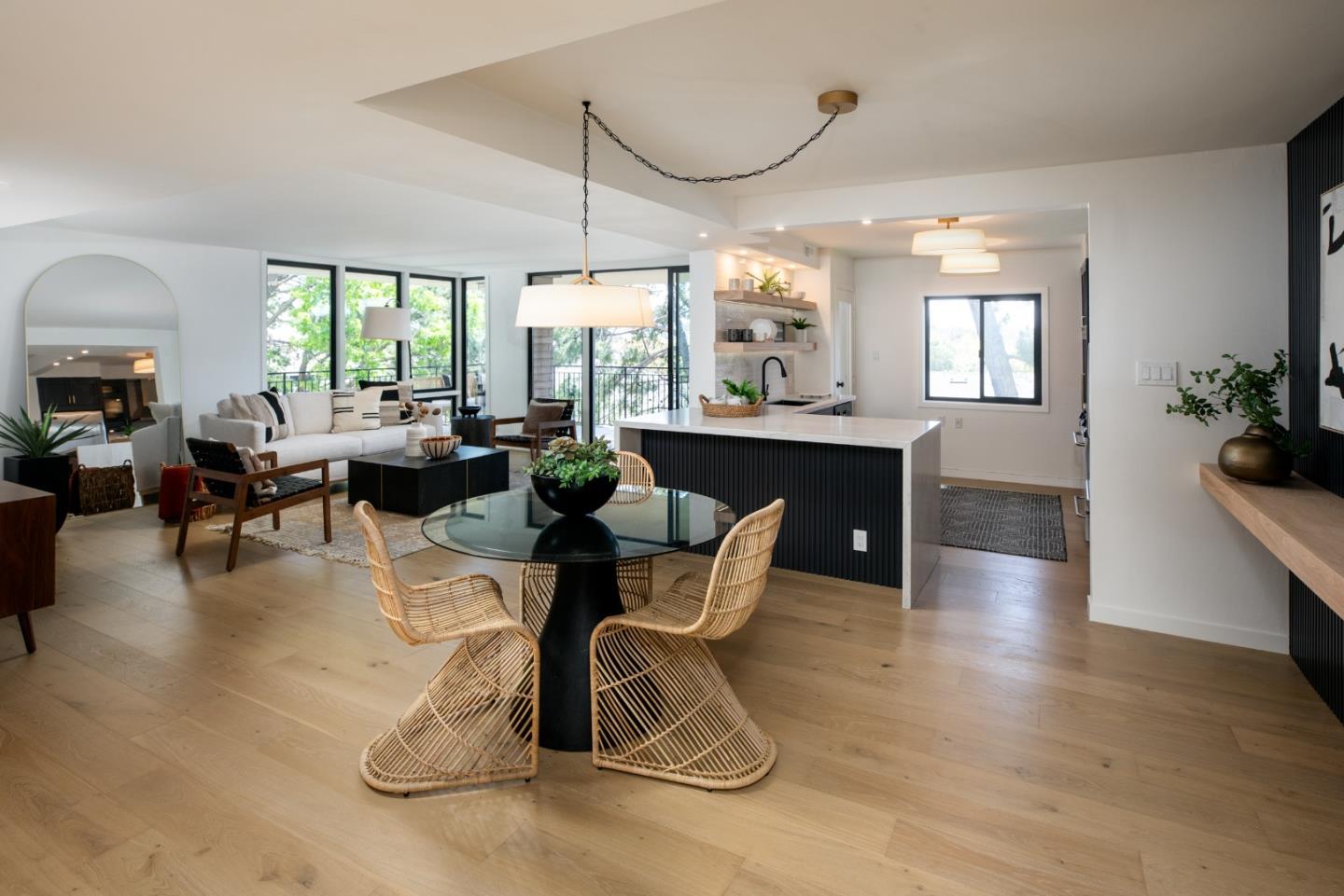 Detail Gallery Image 8 of 30 For 360 Everett Ave 5b,  Palo Alto,  CA 94301 - 2 Beds | 2 Baths