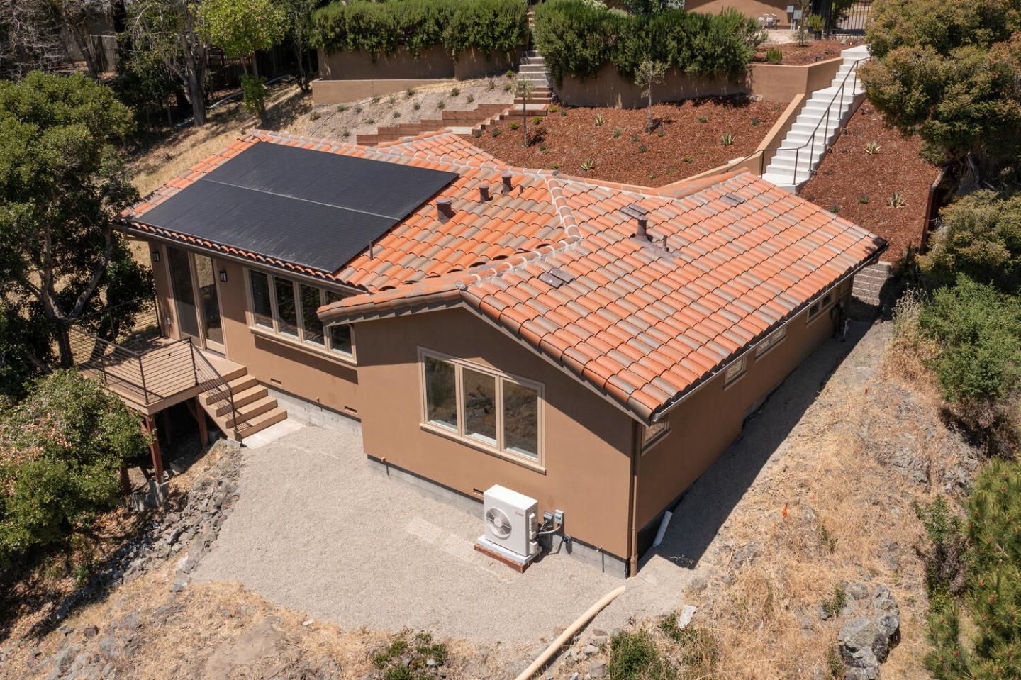 Detail Gallery Image 27 of 27 For 30 Lydia Ct, Hillsborough,  CA 94010 - 2 Beds | 1/1 Baths