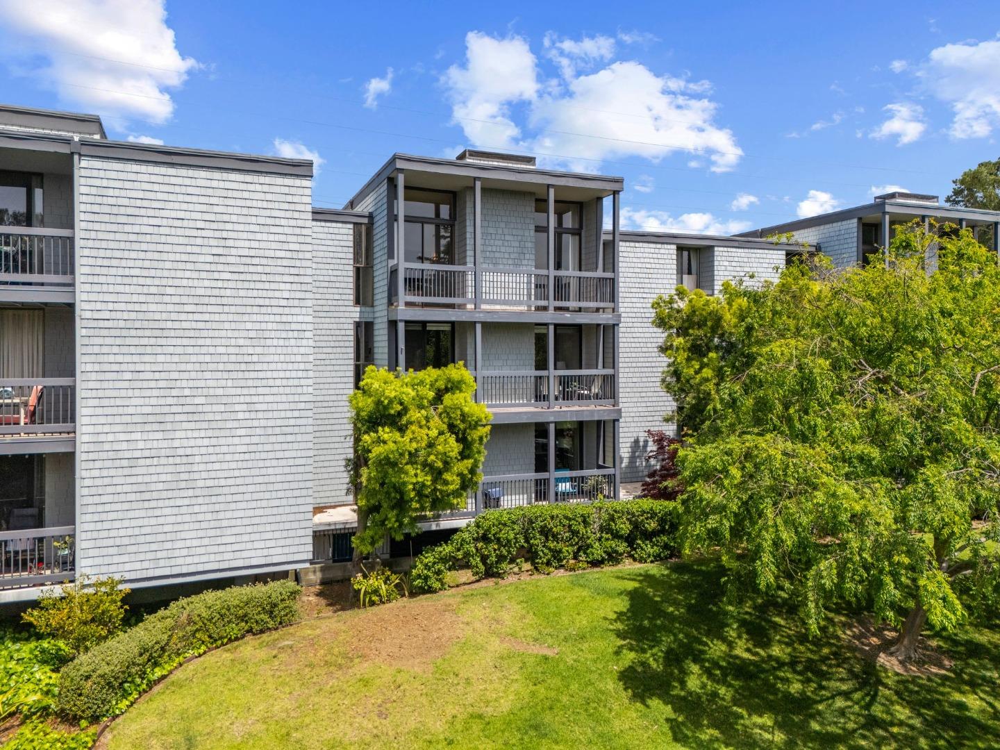 Detail Gallery Image 24 of 28 For 651 Port Dr #205,  San Mateo,  CA 94404 - 2 Beds | 2 Baths