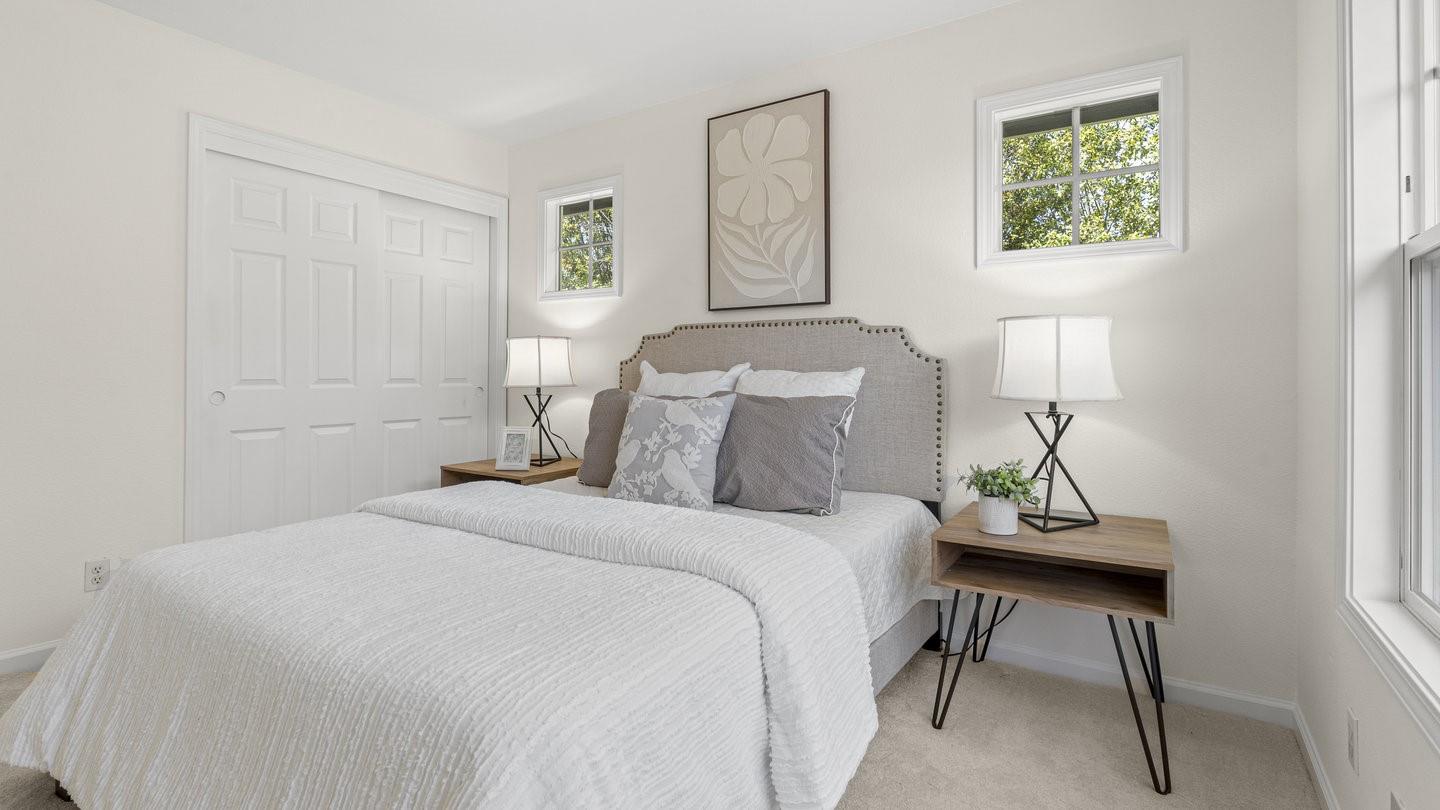 Detail Gallery Image 26 of 51 For 1550 Redwood Ct, Mountain View,  CA 94041 - 4 Beds | 2/1 Baths