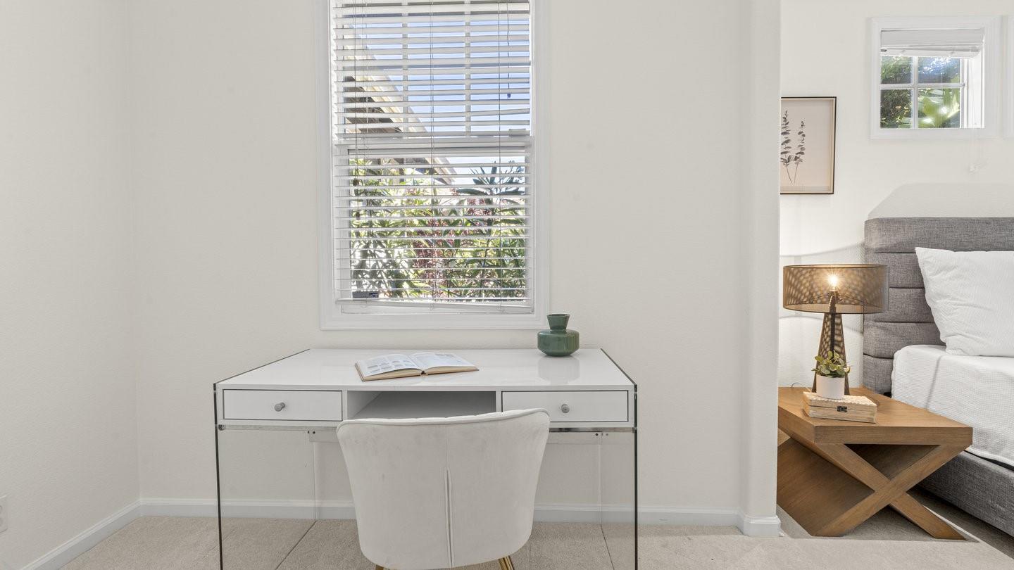 Detail Gallery Image 37 of 51 For 1550 Redwood Ct, Mountain View,  CA 94041 - 4 Beds | 2/1 Baths