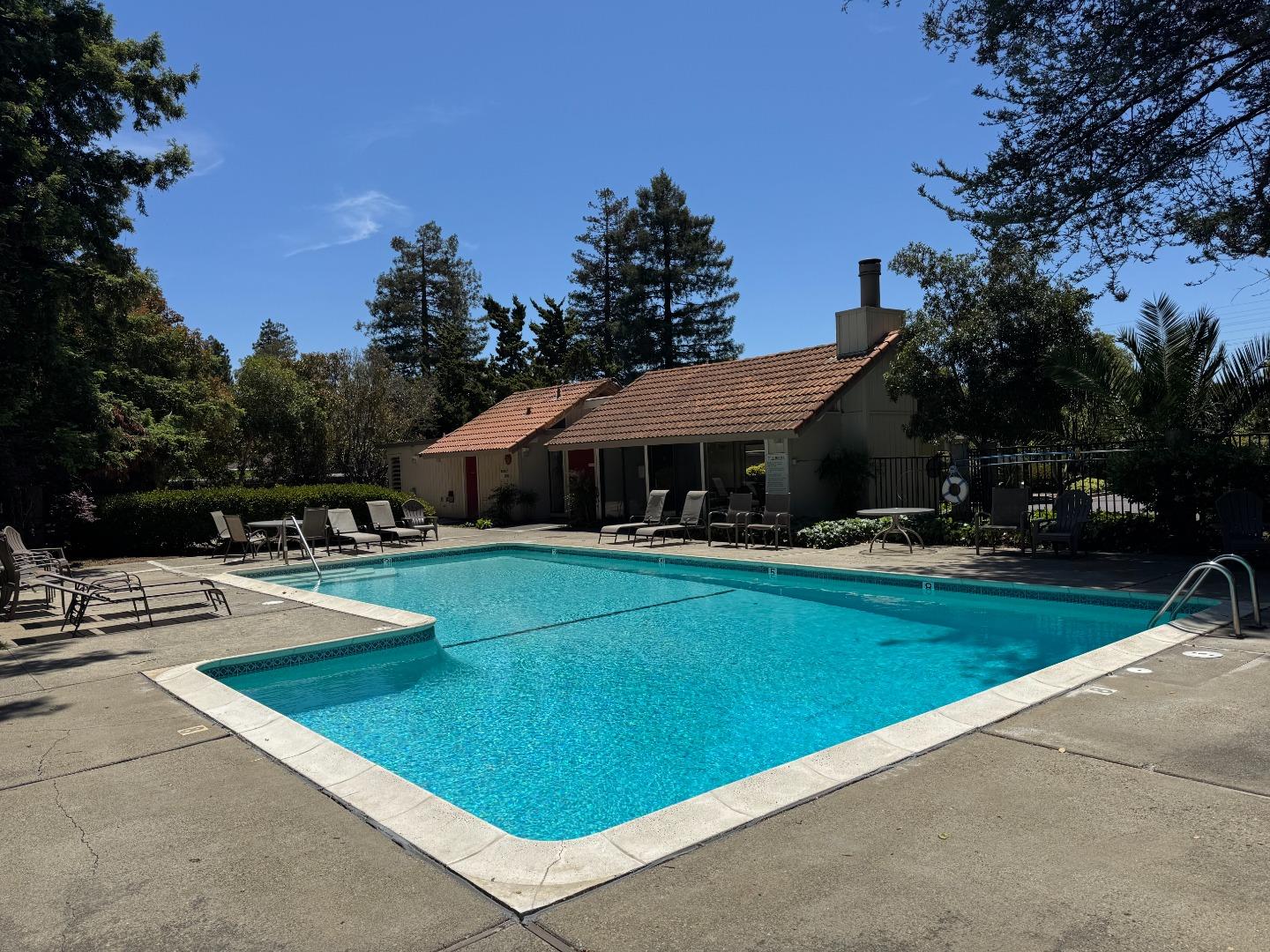 Detail Gallery Image 25 of 27 For 720 Quetta #Q,  Sunnyvale,  CA 94087 - 2 Beds | 1/1 Baths