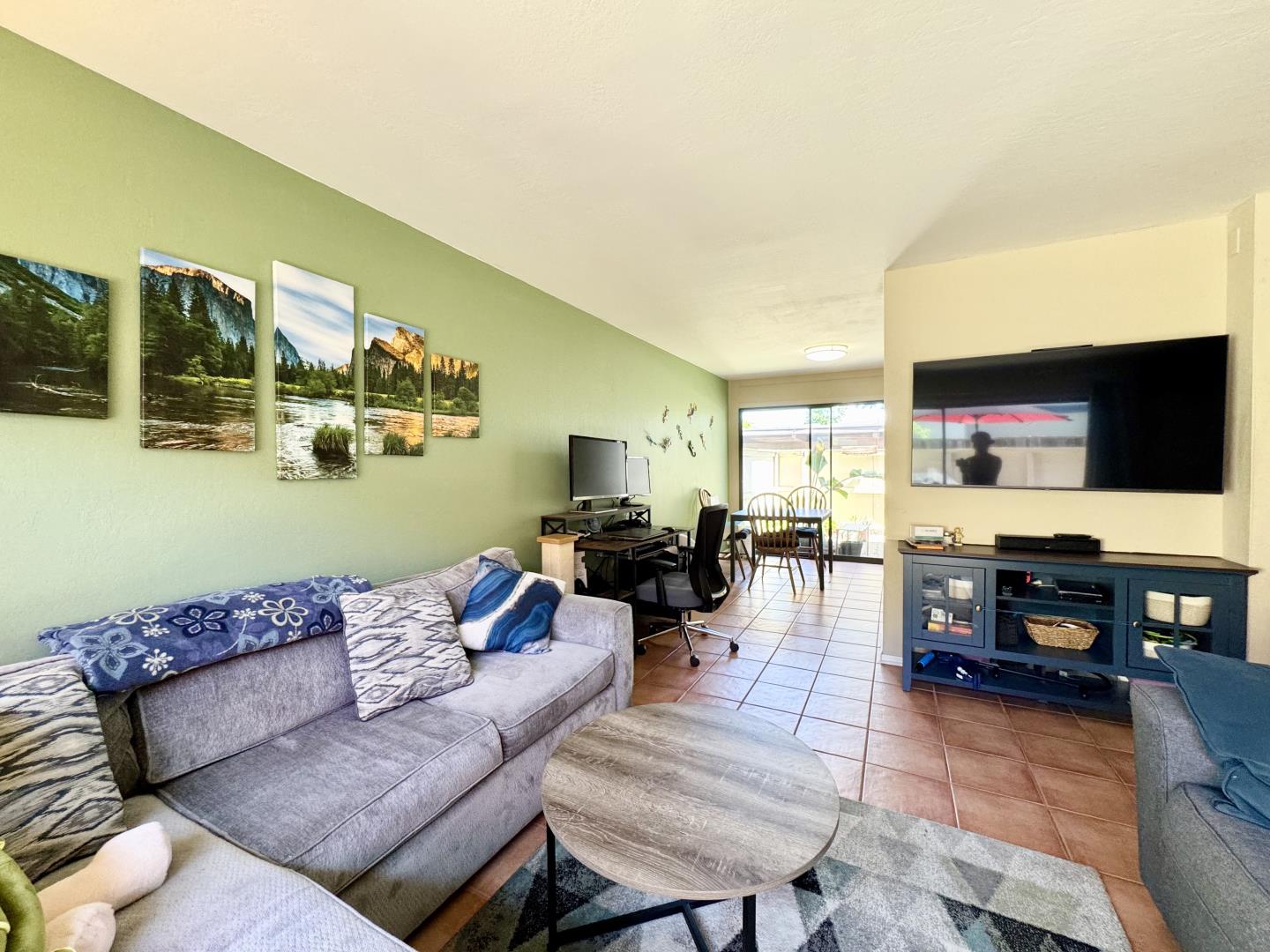 Detail Gallery Image 4 of 27 For 720 Quetta #Q,  Sunnyvale,  CA 94087 - 2 Beds | 1/1 Baths