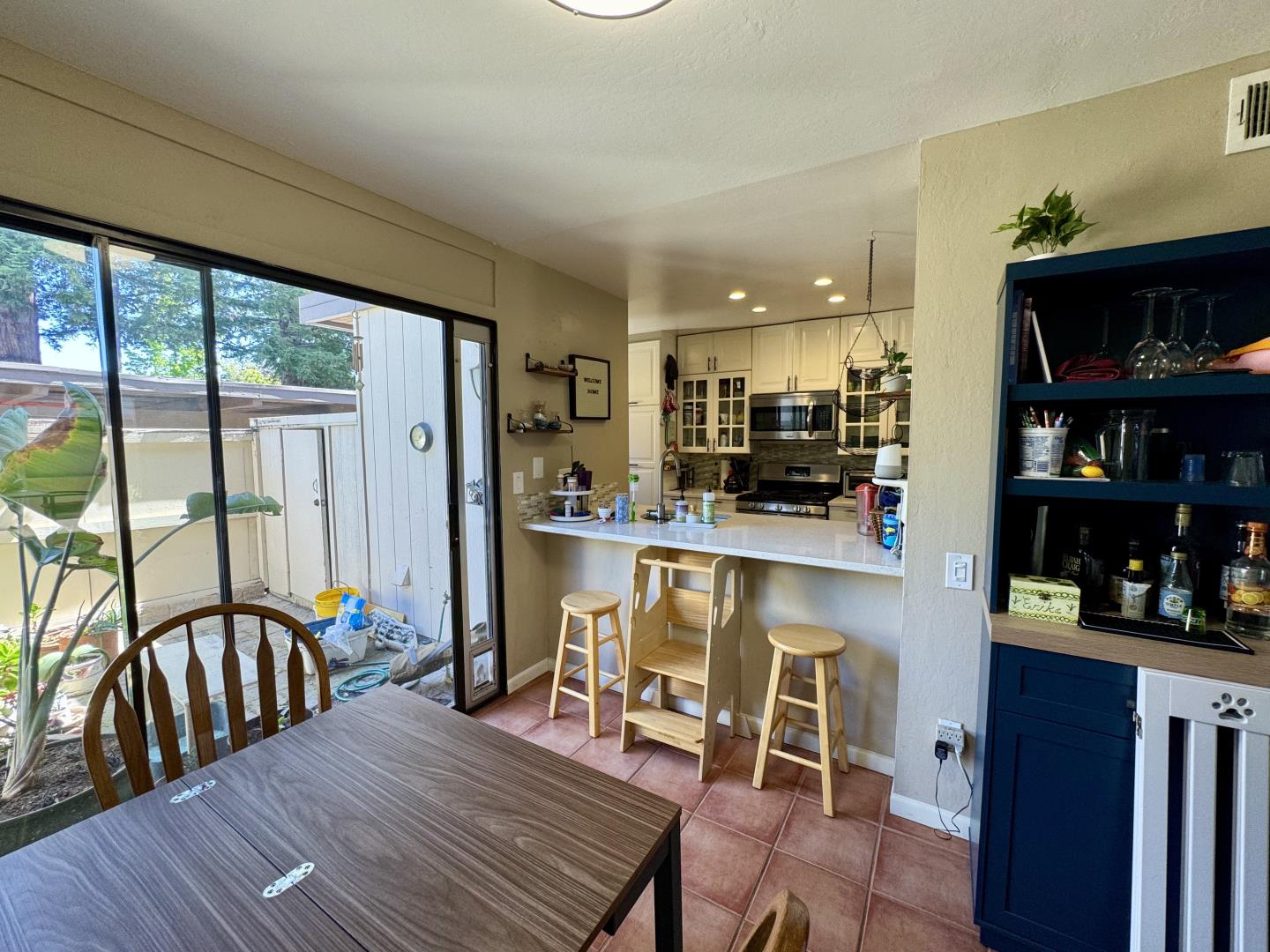 Detail Gallery Image 5 of 27 For 720 Quetta #Q,  Sunnyvale,  CA 94087 - 2 Beds | 1/1 Baths