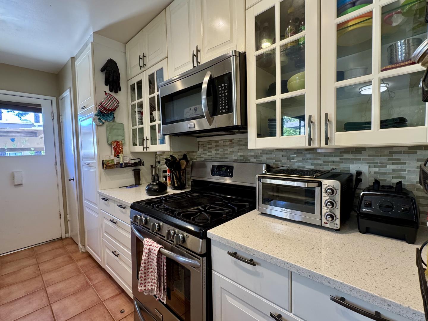Detail Gallery Image 6 of 27 For 720 Quetta #Q,  Sunnyvale,  CA 94087 - 2 Beds | 1/1 Baths
