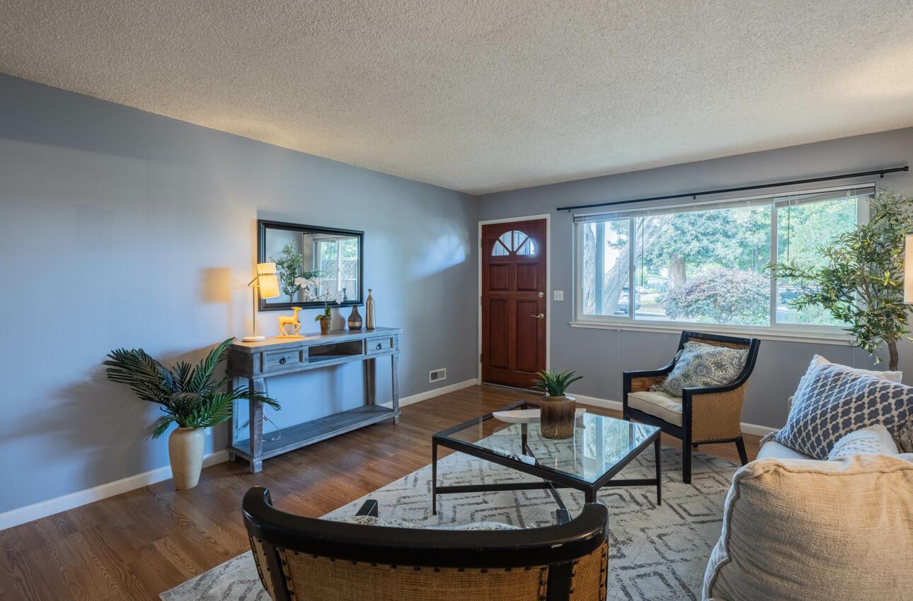 Detail Gallery Image 7 of 36 For 626 Ester Way, Watsonville,  CA 95076 - 2 Beds | 1 Baths