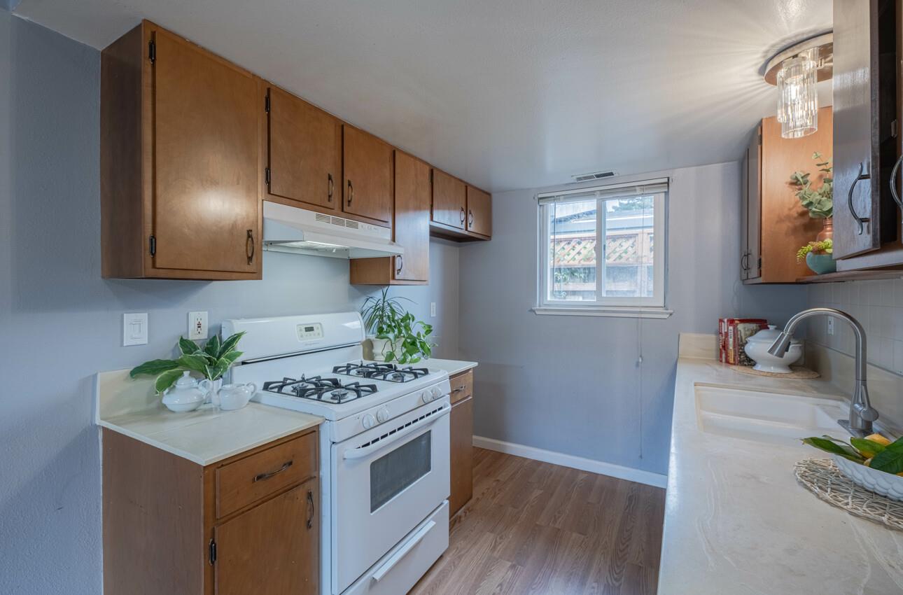 Detail Gallery Image 8 of 36 For 626 Ester Way, Watsonville,  CA 95076 - 2 Beds | 1 Baths