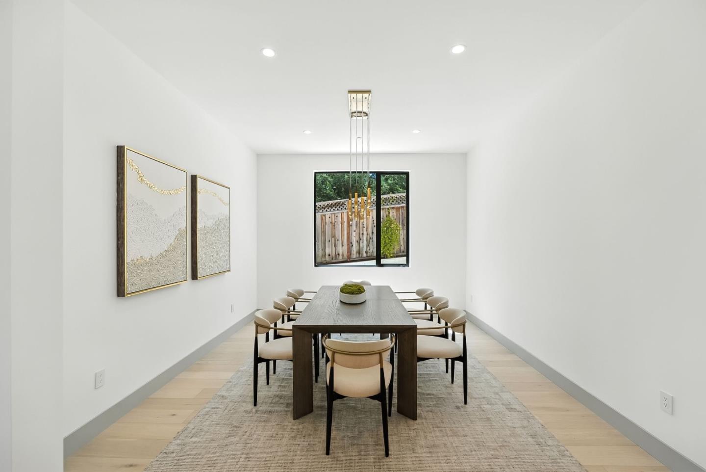 Detail Gallery Image 24 of 73 For 1127 Hillslope Pl, Los Altos,  CA 94024 - 6 Beds | 5/2 Baths