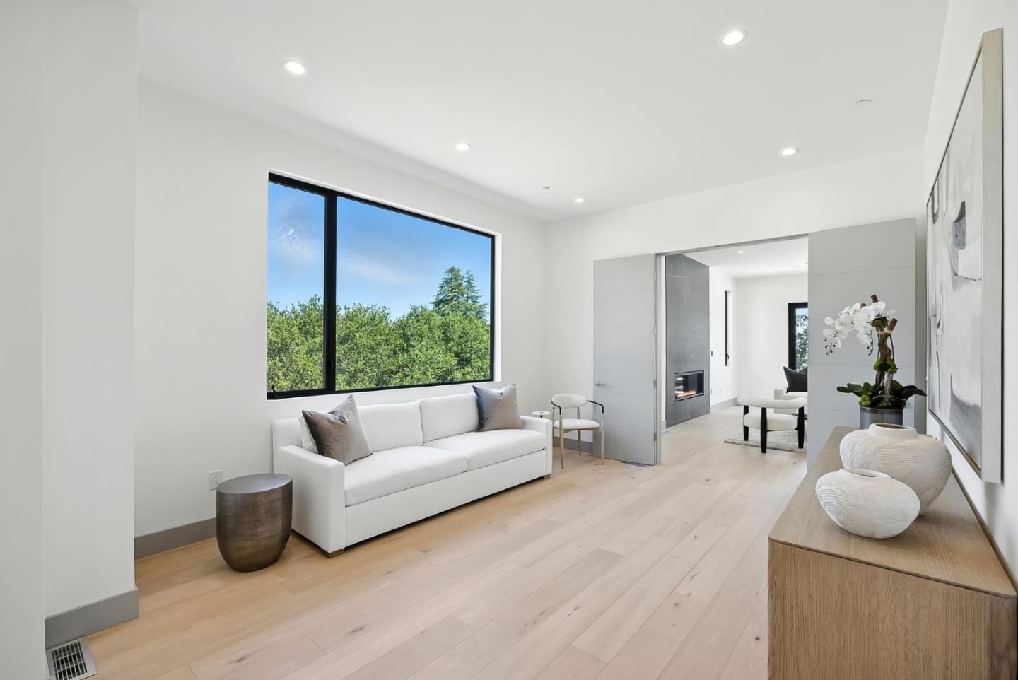 Detail Gallery Image 5 of 73 For 1127 Hillslope Pl, Los Altos,  CA 94024 - 6 Beds | 5/2 Baths