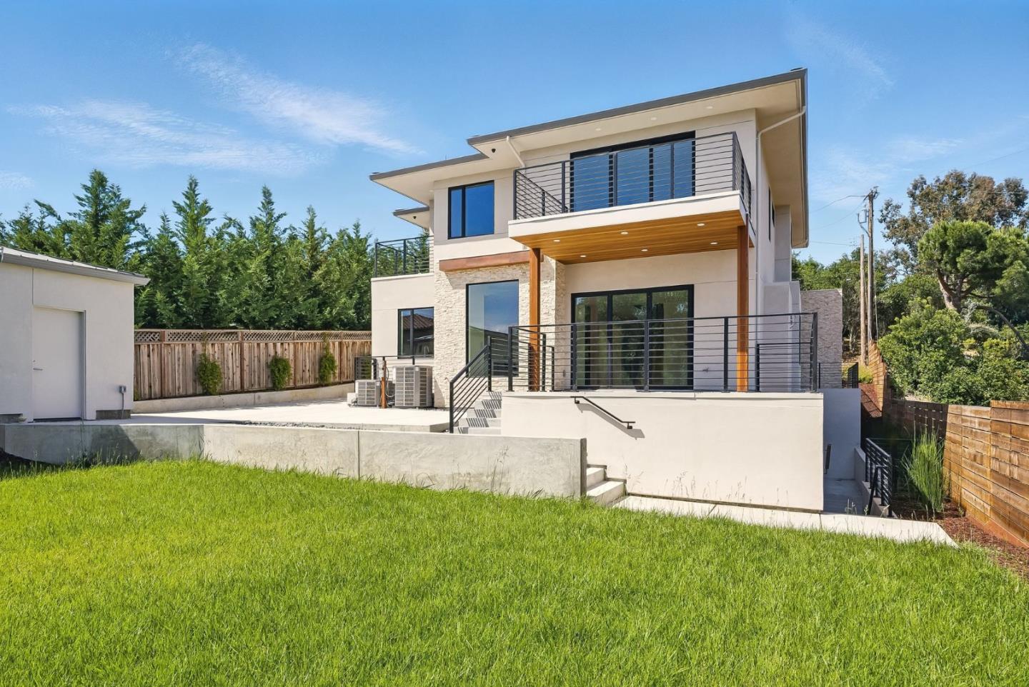 Detail Gallery Image 60 of 73 For 1127 Hillslope Pl, Los Altos,  CA 94024 - 6 Beds | 5/2 Baths
