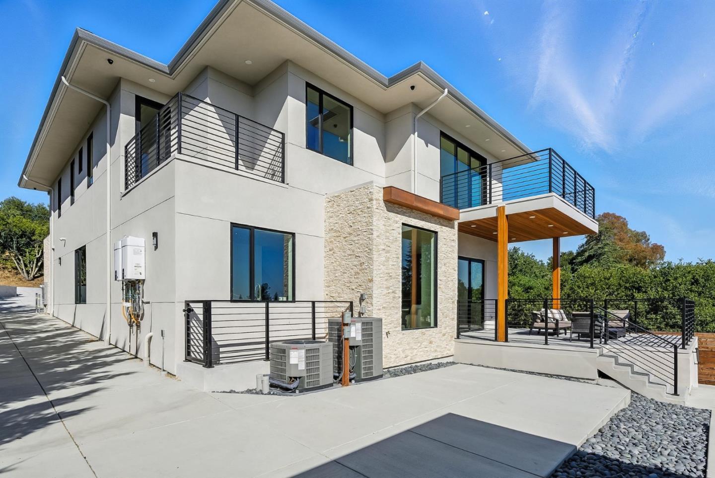 Detail Gallery Image 61 of 73 For 1127 Hillslope Pl, Los Altos,  CA 94024 - 6 Beds | 5/2 Baths