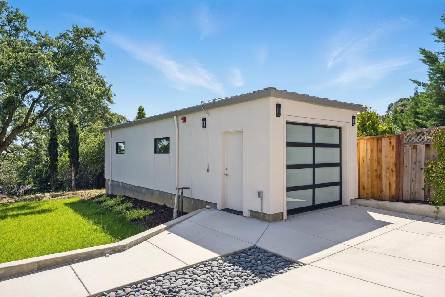 Detail Gallery Image 66 of 73 For 1127 Hillslope Pl, Los Altos,  CA 94024 - 6 Beds | 5/2 Baths