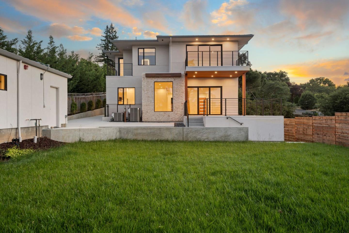 Detail Gallery Image 69 of 73 For 1127 Hillslope Pl, Los Altos,  CA 94024 - 6 Beds | 5/2 Baths