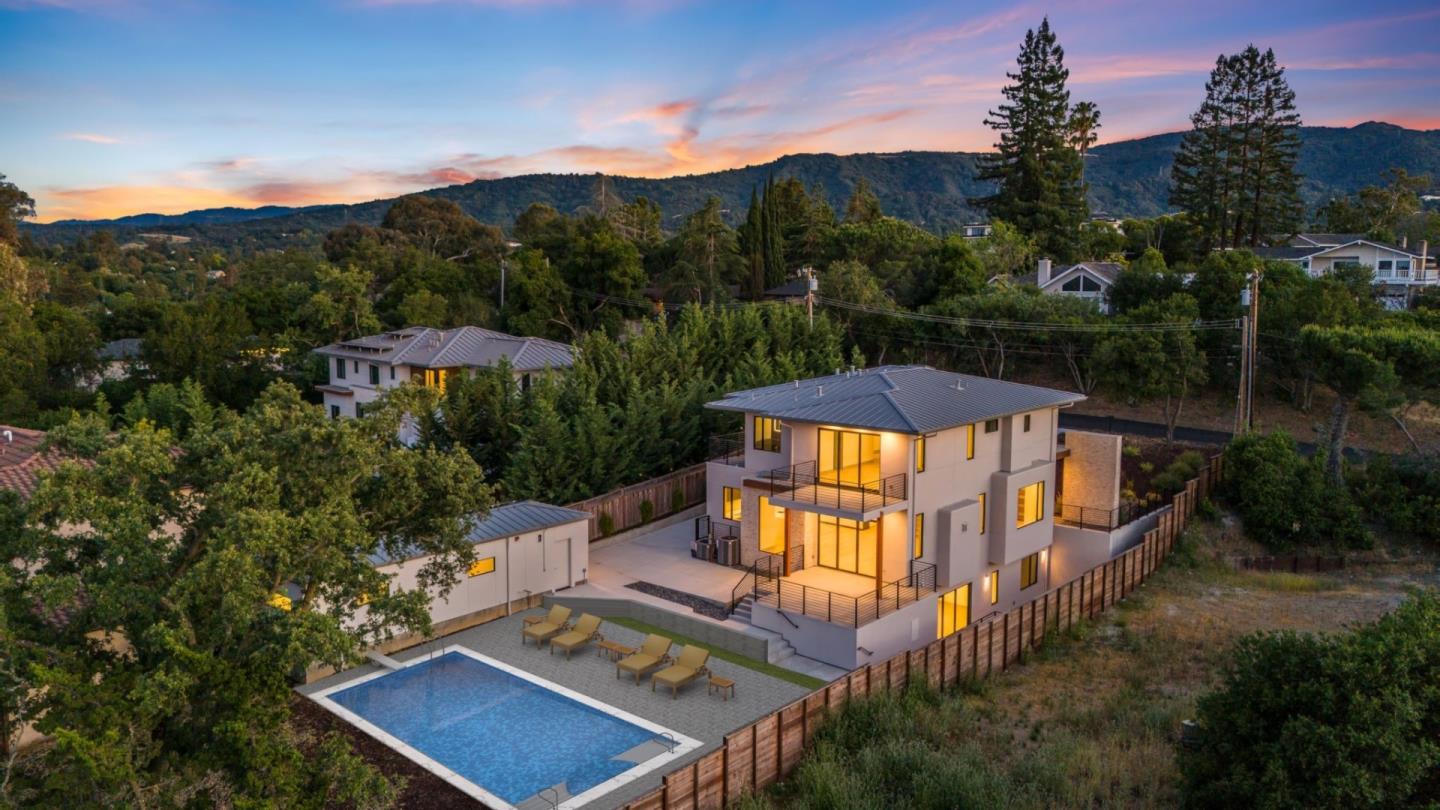 Detail Gallery Image 72 of 73 For 1127 Hillslope Pl, Los Altos,  CA 94024 - 6 Beds | 5/2 Baths