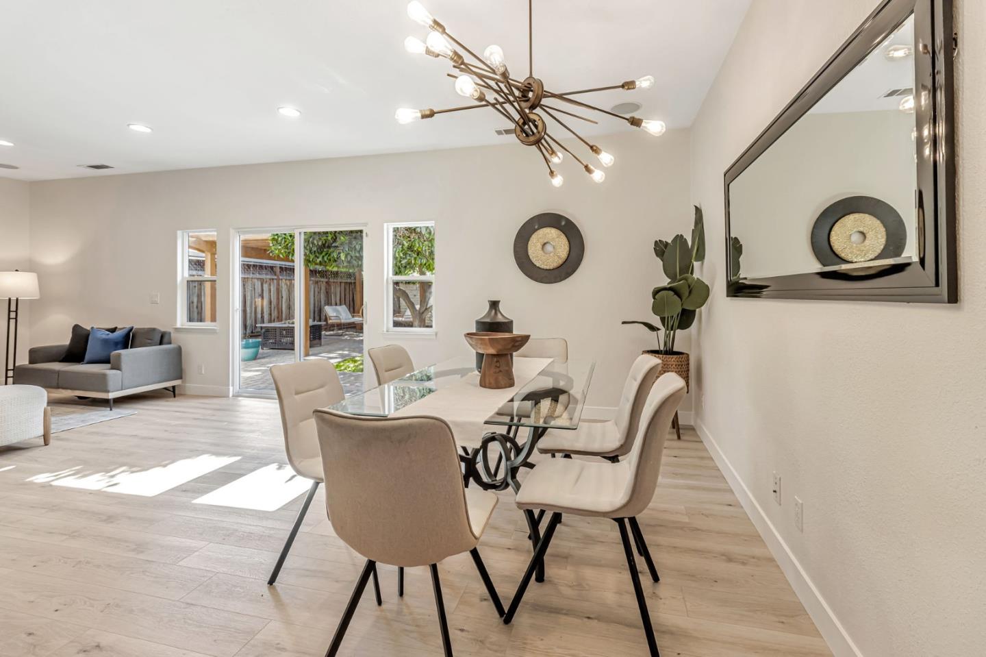 Detail Gallery Image 15 of 39 For 1724 Graham Ln, Santa Clara,  CA 95050 - 3 Beds | 2 Baths