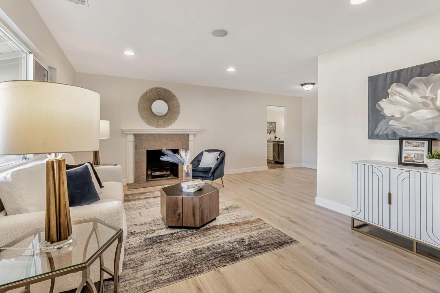 Detail Gallery Image 20 of 39 For 1724 Graham Ln, Santa Clara,  CA 95050 - 3 Beds | 2 Baths